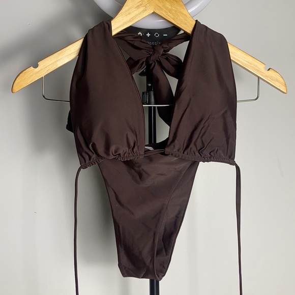 Brown Bikini - Picture 1 of 1